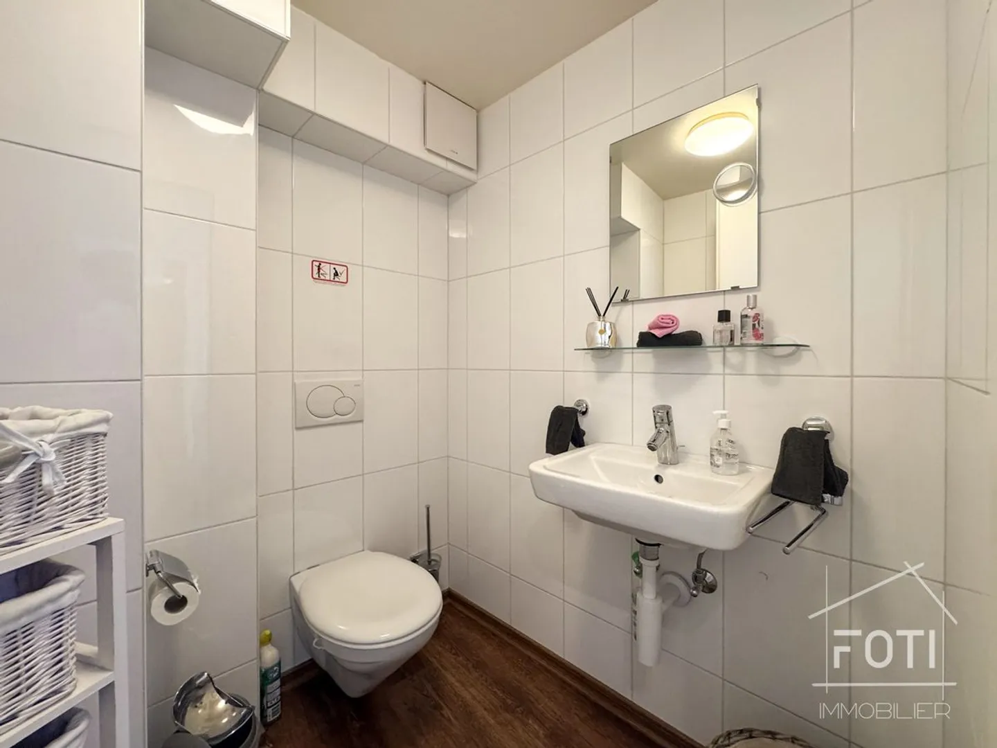 Boutique à vendre avec grande surface à Aigle - Foto 7 von 8