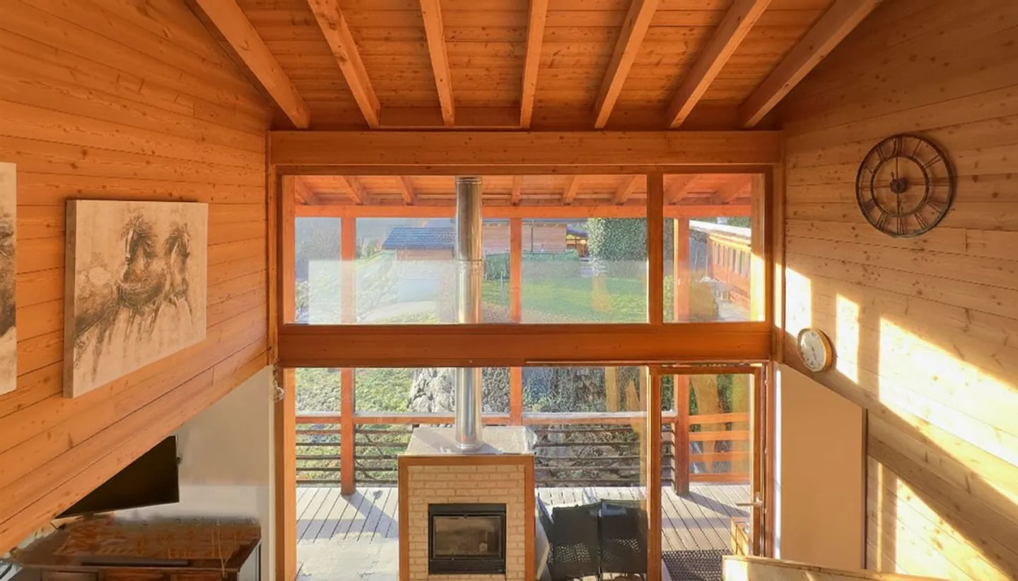 Chalet d'architecte de 4,5 pièces + studio et terrain constructible avec projet et permis de construire pour 2 villas jumelées. - Foto 7 von 13