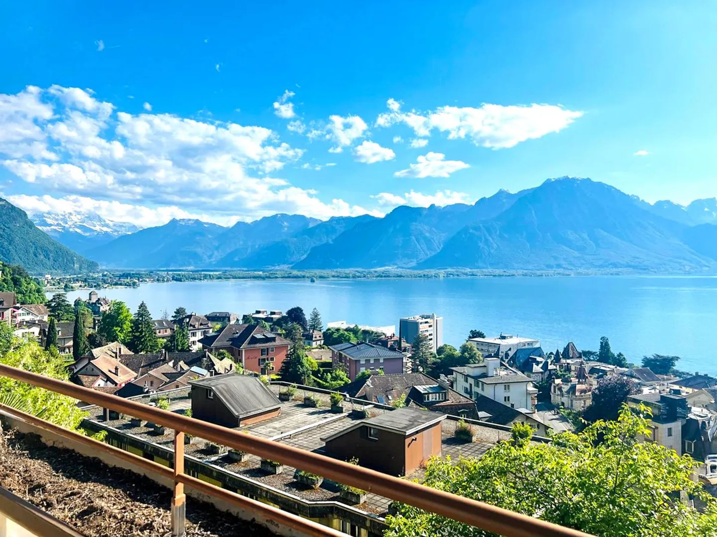 Appartement de 4,5 pièces avec magnifique vue sur le lac. - Photo 6 sur 10