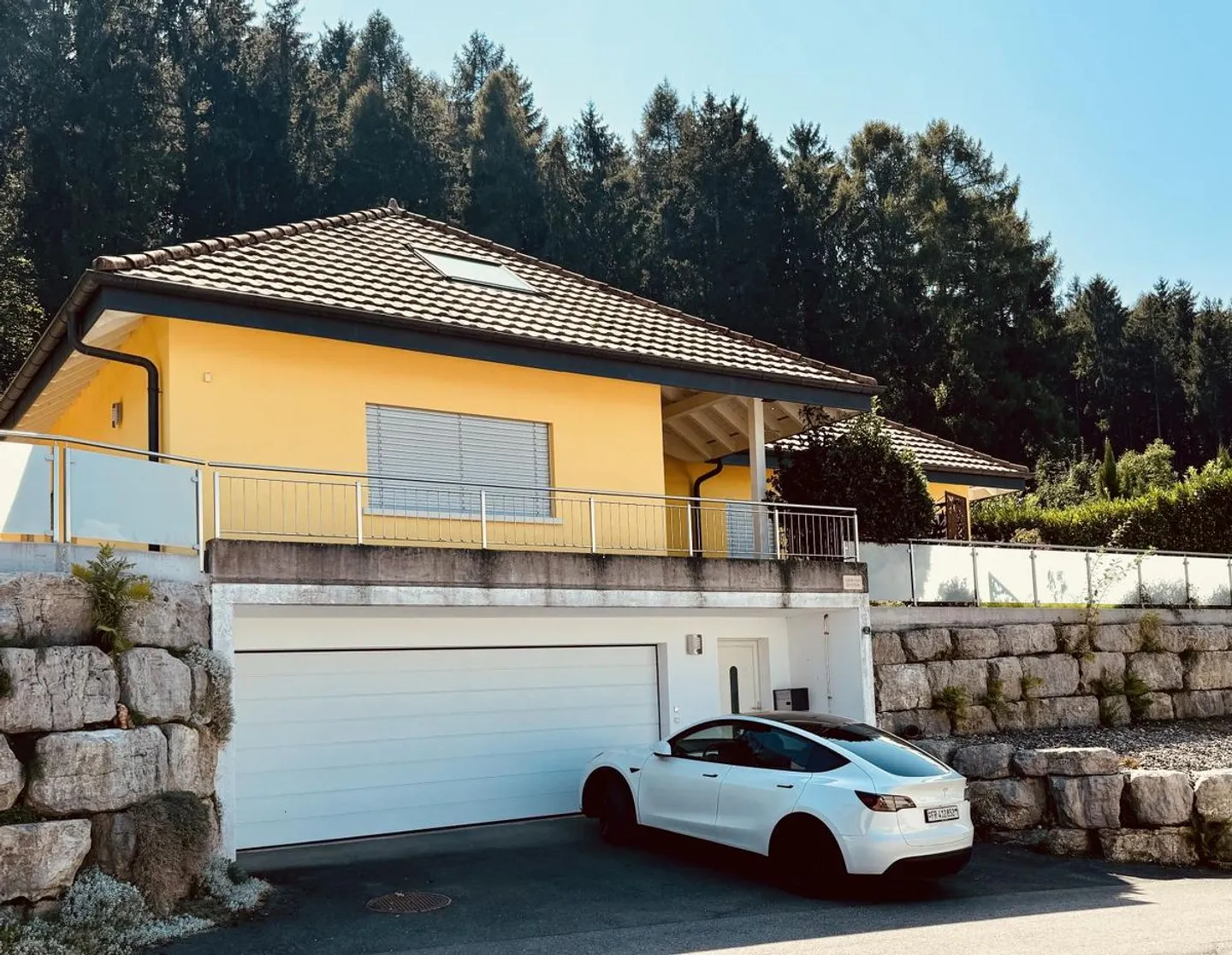 Vicino a Estavayer le Lac in un angolo di serenità con vista panoramica sul lago di Neuchâtel - Foto 1 di 13