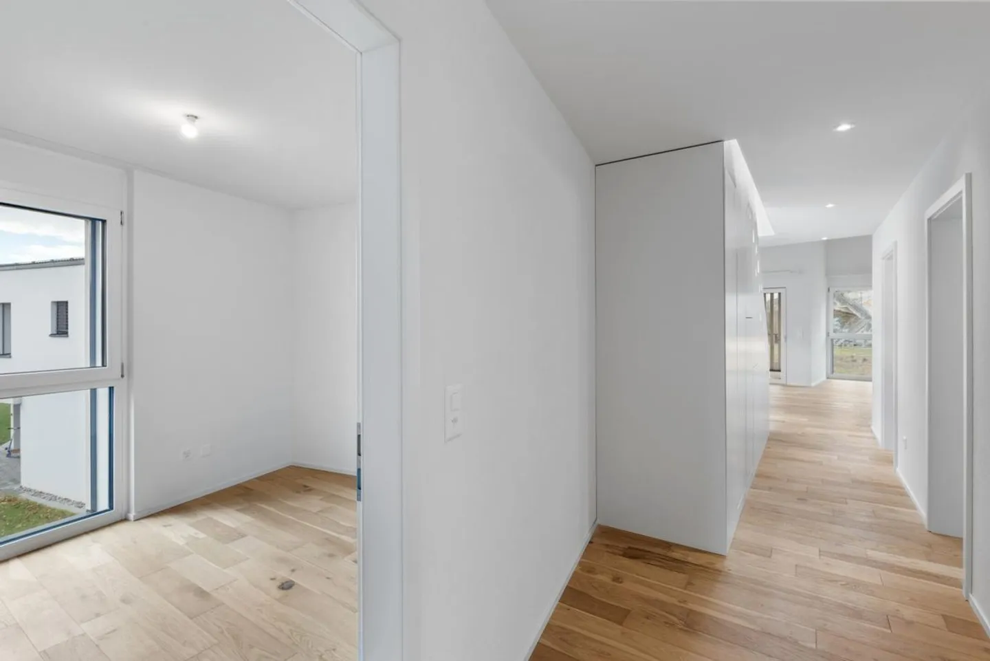 Découvrez un appartement exceptionnel, alliant confort, espace et vue imprenable sur les Alpes. - Photo 8 sur 13