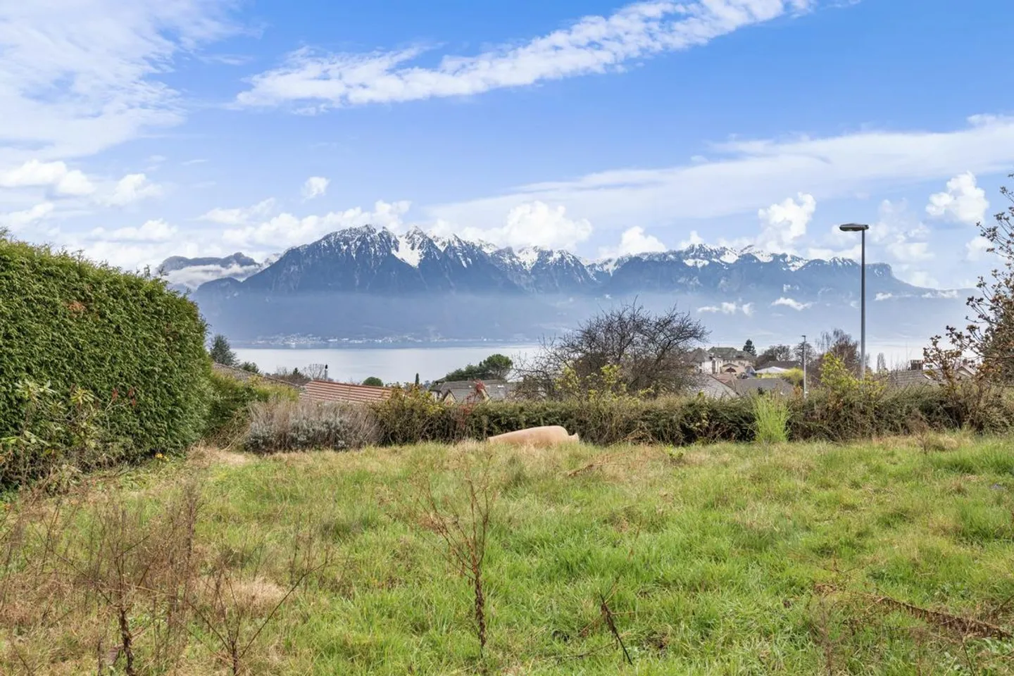 Magnifica Villa a Schiera - Vista Panoramica sul Lago e sulle Montagne! - Foto 9 di 13