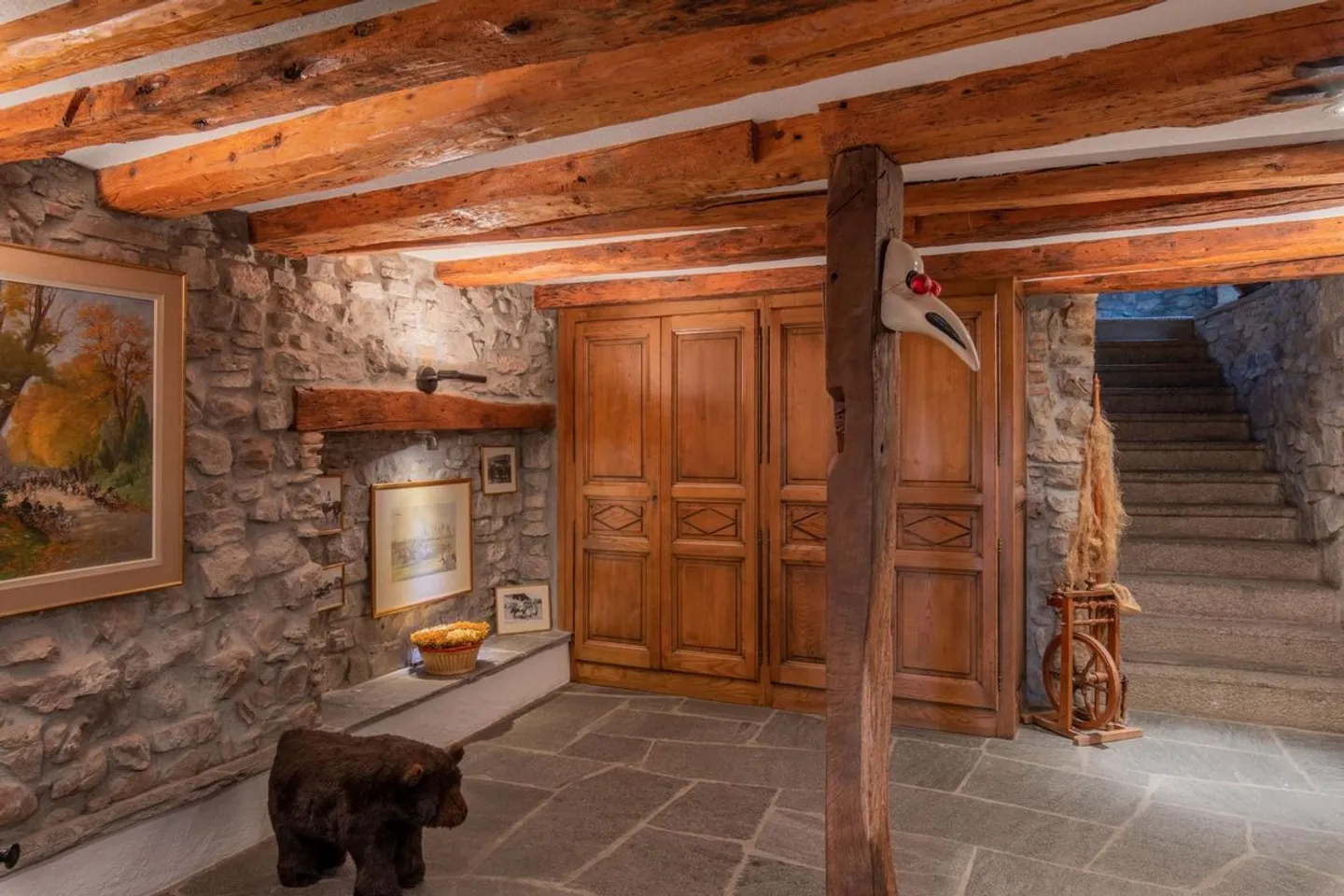 Renovated former winegrower's house with a lot of charm - Photo 2 of 13