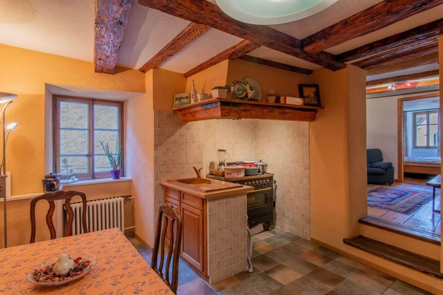 Renovated former winegrower's house with a lot of charm - Photo 4 of 13