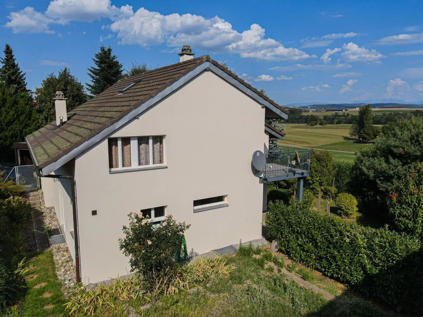 Einzelvilla in der Nähe von Lausanne - Foto 1 von 12