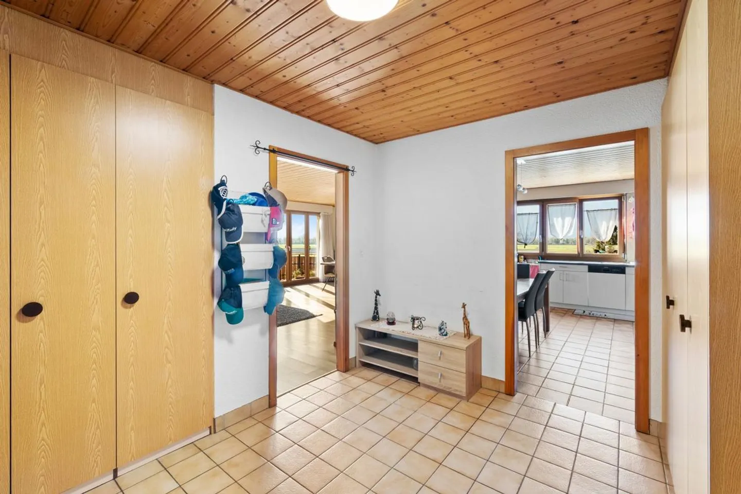 Propriété exceptionnelle en zone artisanale comprenant trois logements et un atelier - Photo 13 sur 13