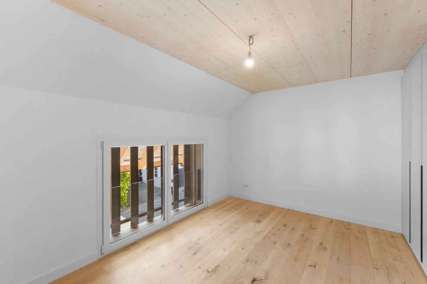 Eleganza di un tempo e comfort moderno per questo appartamento di 3,5 locali in un edificio classificato - Foto 13 di 13