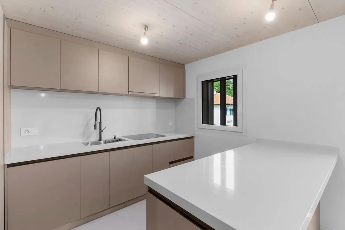 Eleganza di un tempo e comfort moderno per questo appartamento di 3,5 locali in un edificio classificato - Foto 6 di 13