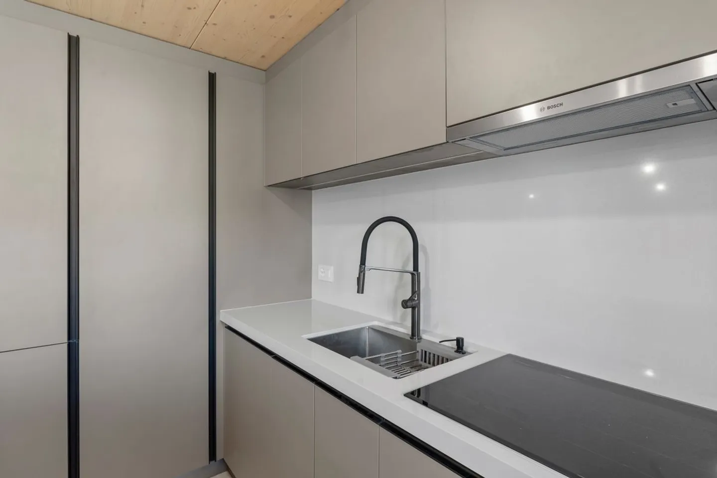Eleganza di un tempo e comfort moderno per questo appartamento di 3,5 locali in un edificio classificato - Foto 7 di 13