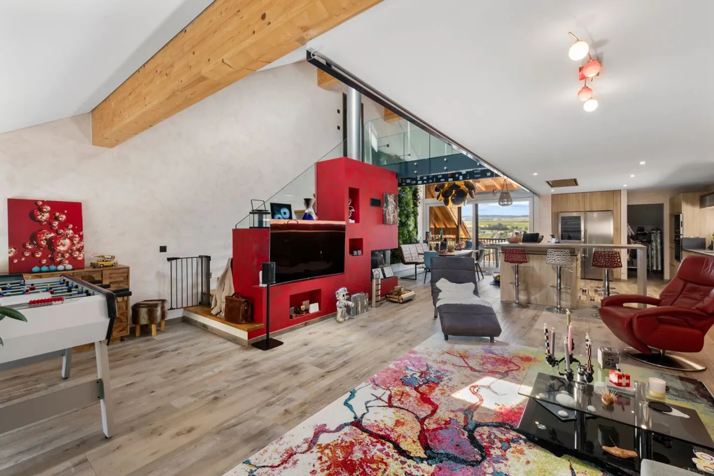 EXKLUSIV: Ein 230 m2 Juwel, das 15 Minuten von Epalinges entfernt liegt und Luxus, Ruhe und Raum vereint. - Foto 8 von 13