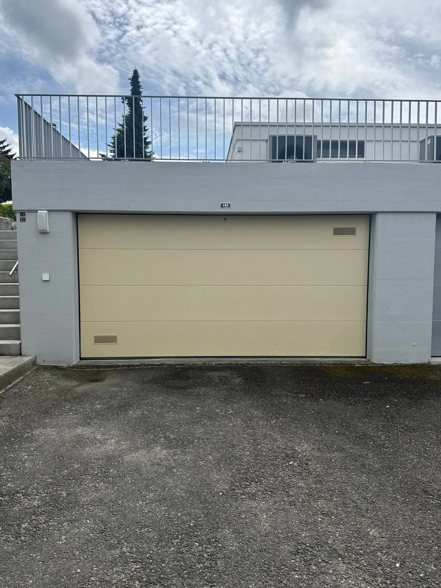 House close to amenities and the center of Fribourg renovated - Photo 12 of 13