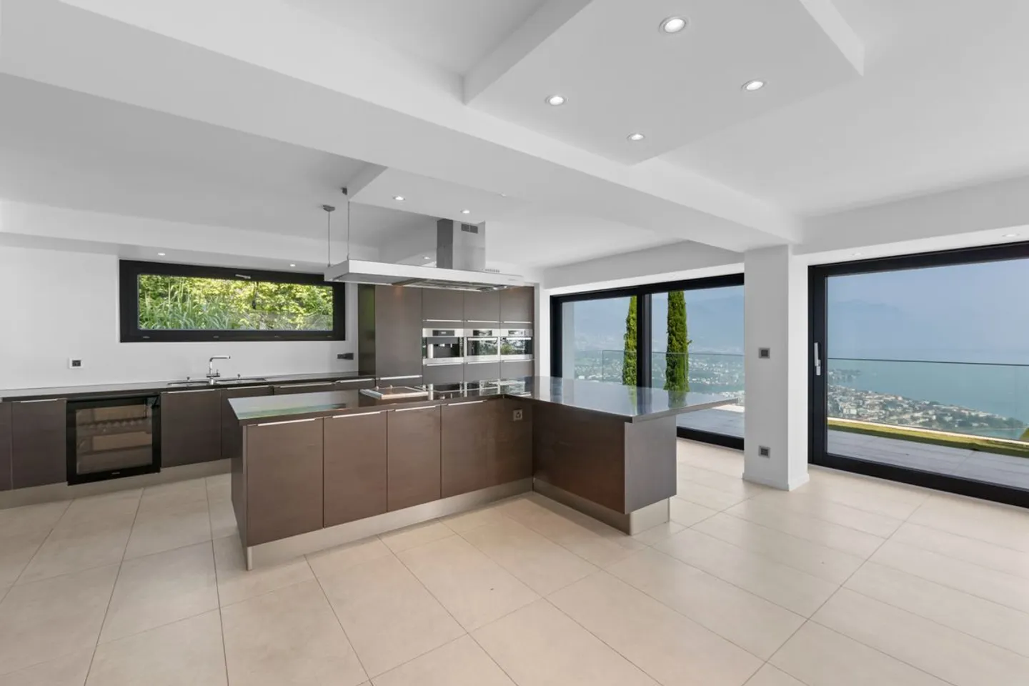 Villa eccezionale con vista panoramica a Chardonne - Foto 3 di 13