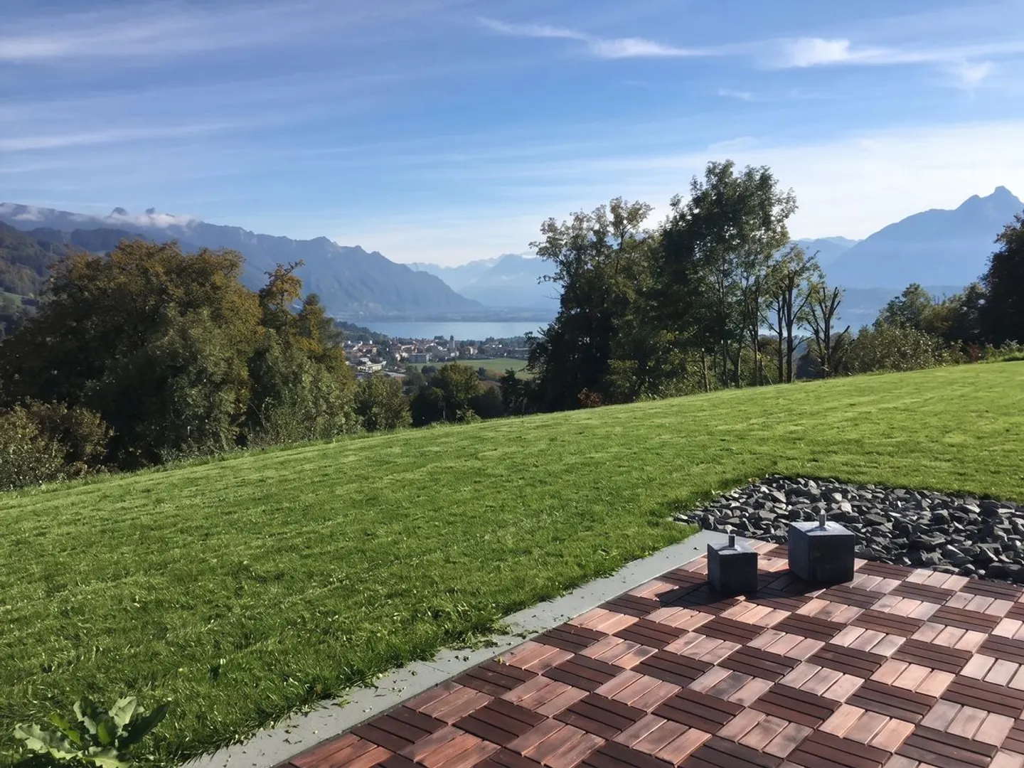 Modernes 2,5-Zimmer-Apartment mit Terrasse und privatem Garten - Foto 4 von 13