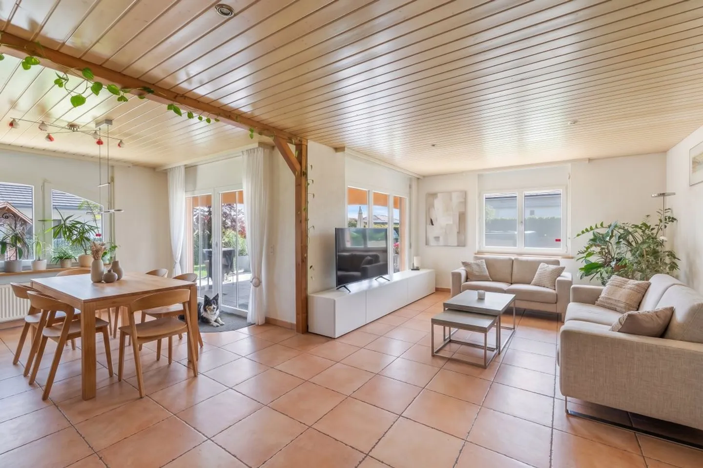 Maison Familiale avec Grand Terrain - Photo 5 sur 13
