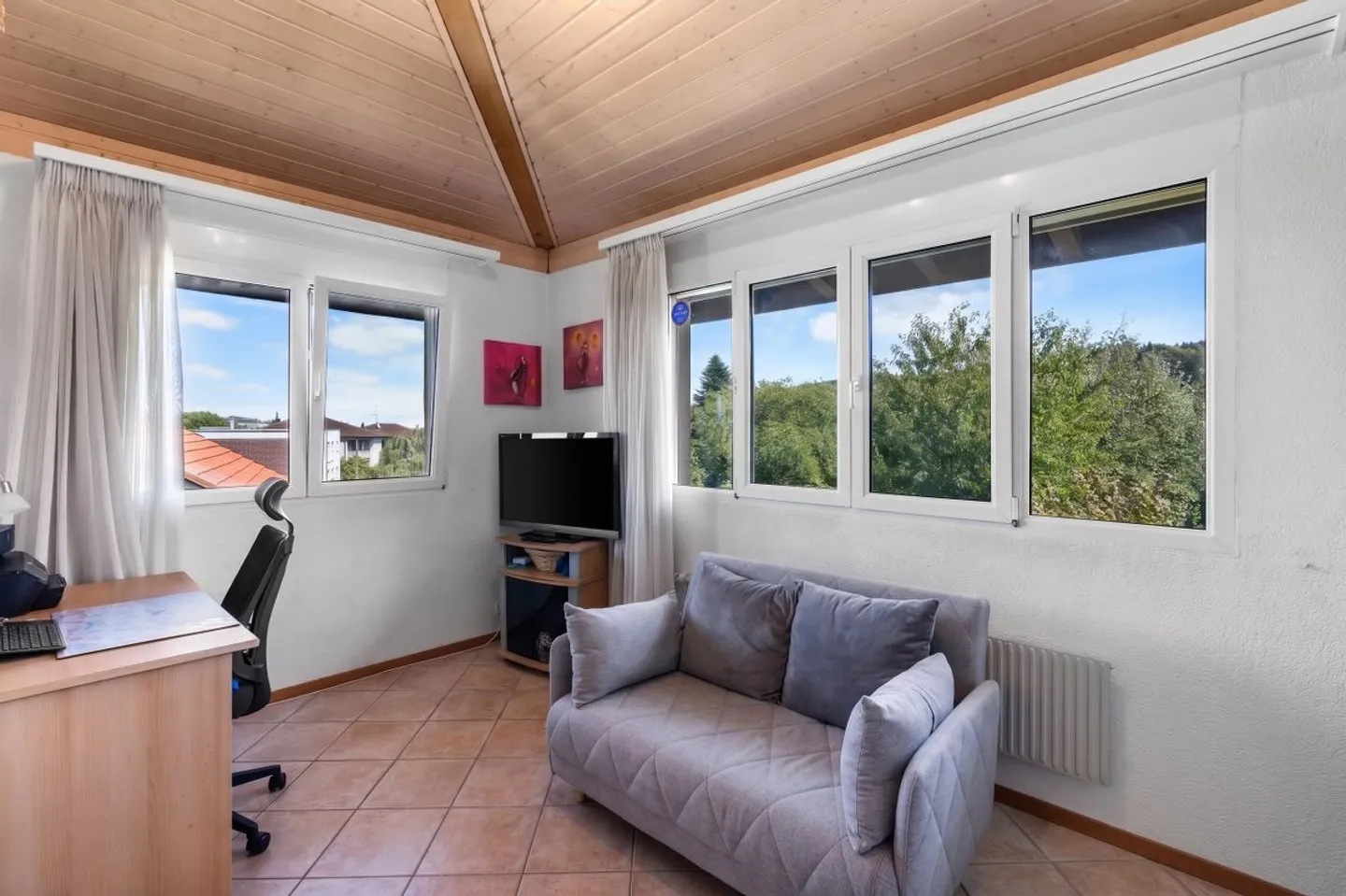 Penthouse rénové avec garage - Photo 9 sur 13