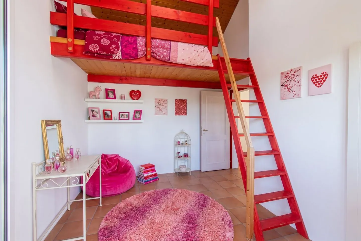 Individual villa near Lausanne - Photo 7 of 13