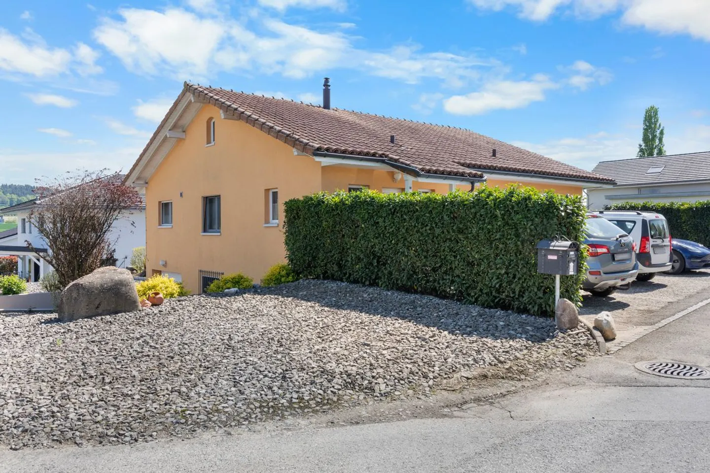 Esclusiva - Casa familiare con ampio terreno, luce eccezionale e potenziale di ampliamento. - Foto 6 di 13