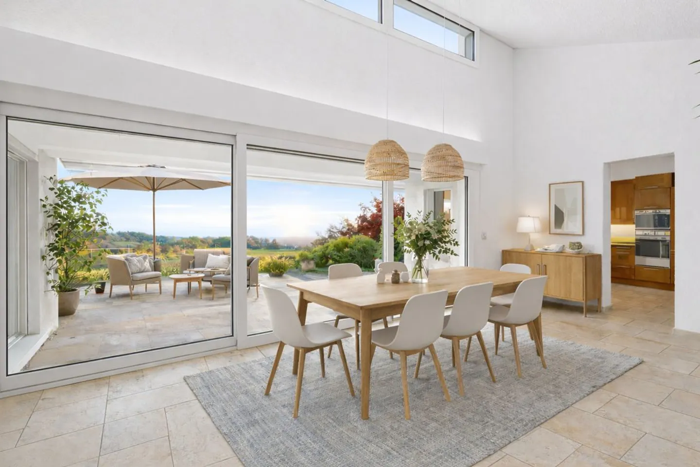 Panorama eccezionale e possibilità di ampliamento per questa villa familiare alle porte di Genolier - Foto 3 di 13