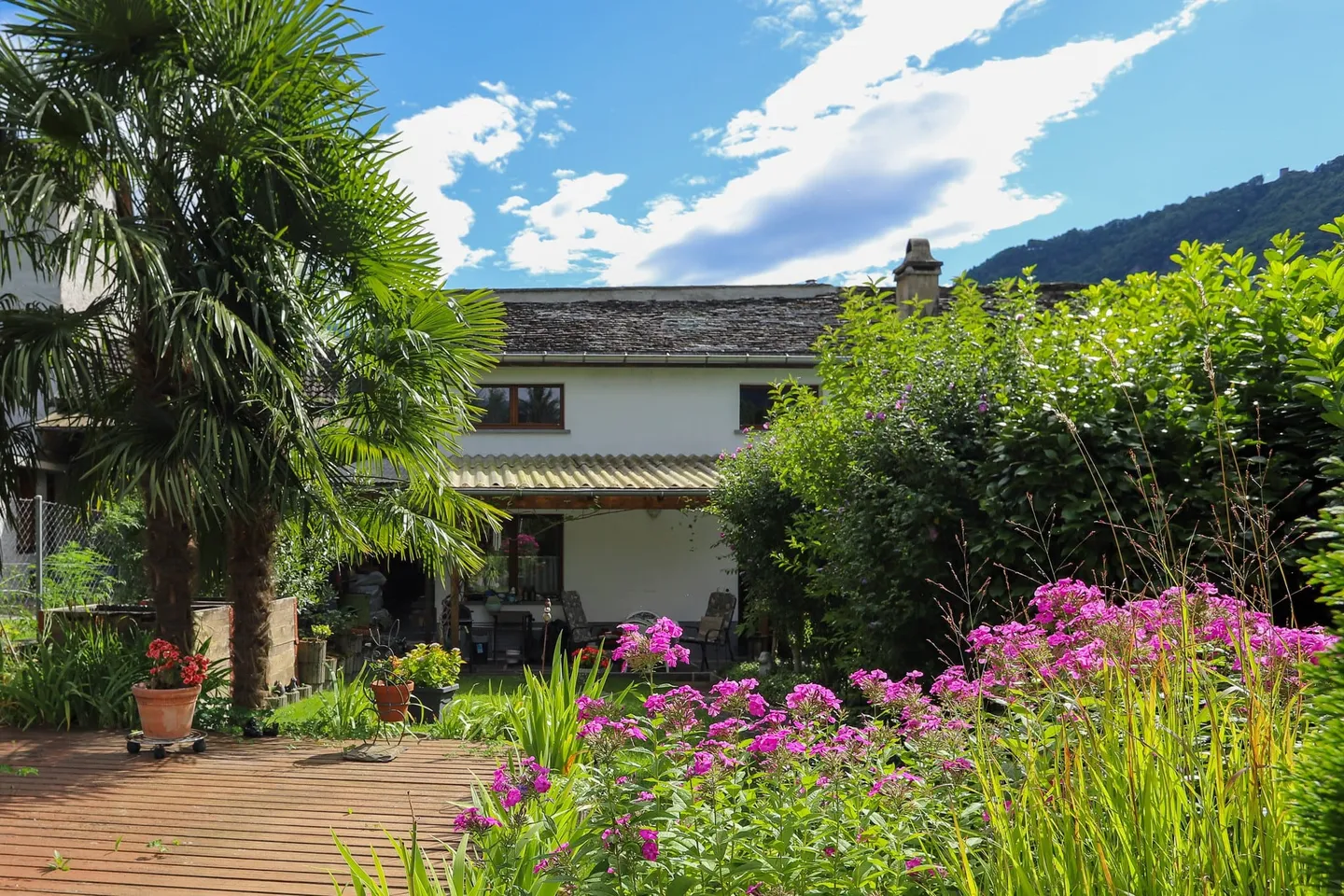Maison rustique : adaptée pour les vacances ou comme résidence principale - Photo 1 sur 13
