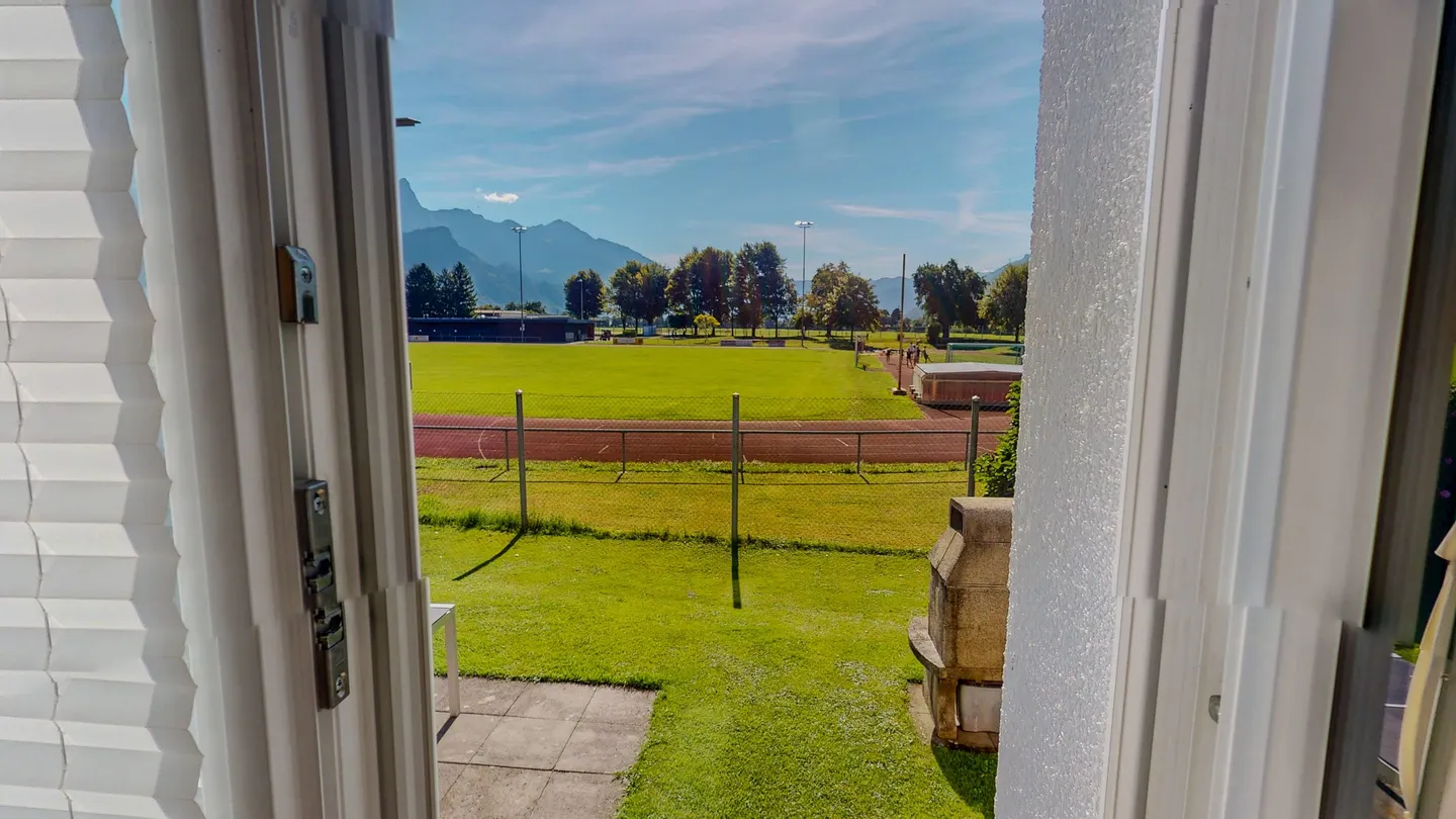 Renovated multi-family house with 3 units centrally located in Sargans - Photo 12 of 13