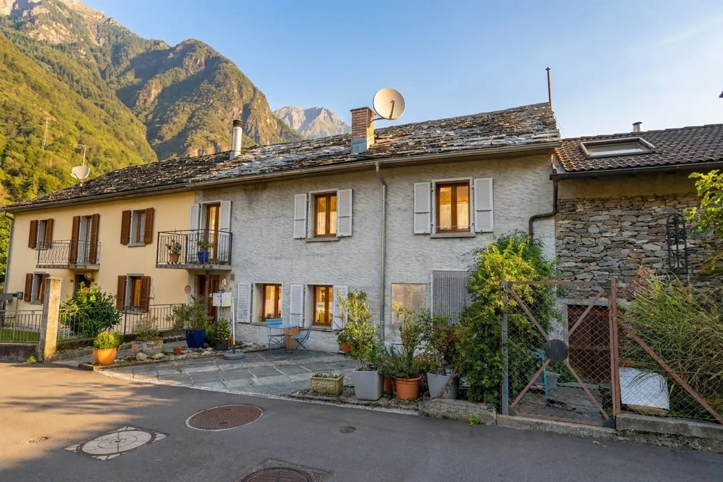 Charming 4.5-room Rustico with Garden for sale in Cama - Photo 1 of 13