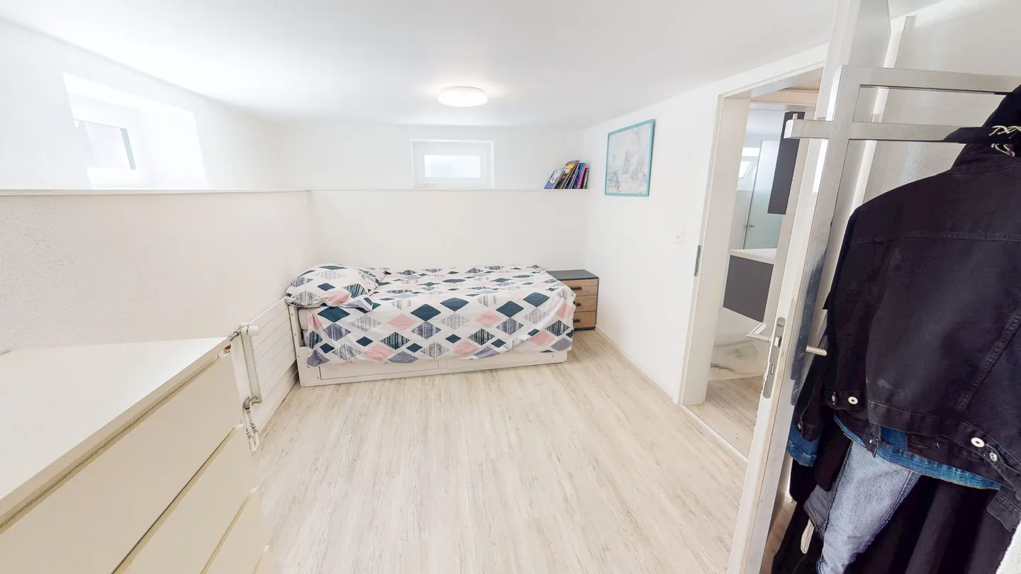 Maison multifamiliale rénovée avec 3 unités située au centre de Sargans - Photo 7 sur 9