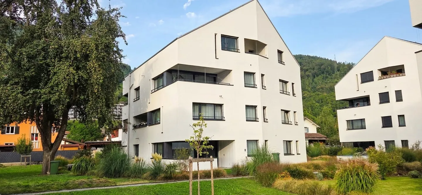 Appartement lumineux de 4,5 pièces avec loggia à Mels à vendre - Photo 1 sur 11