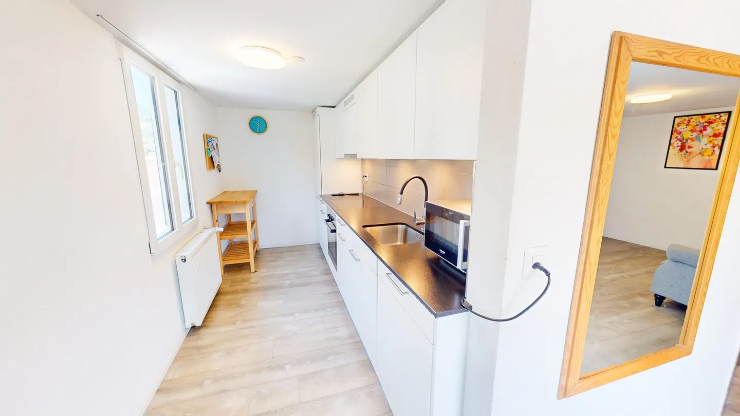 Maison multifamiliale rénovée avec 3 unités située au centre de Sargans - Photo 5 sur 9