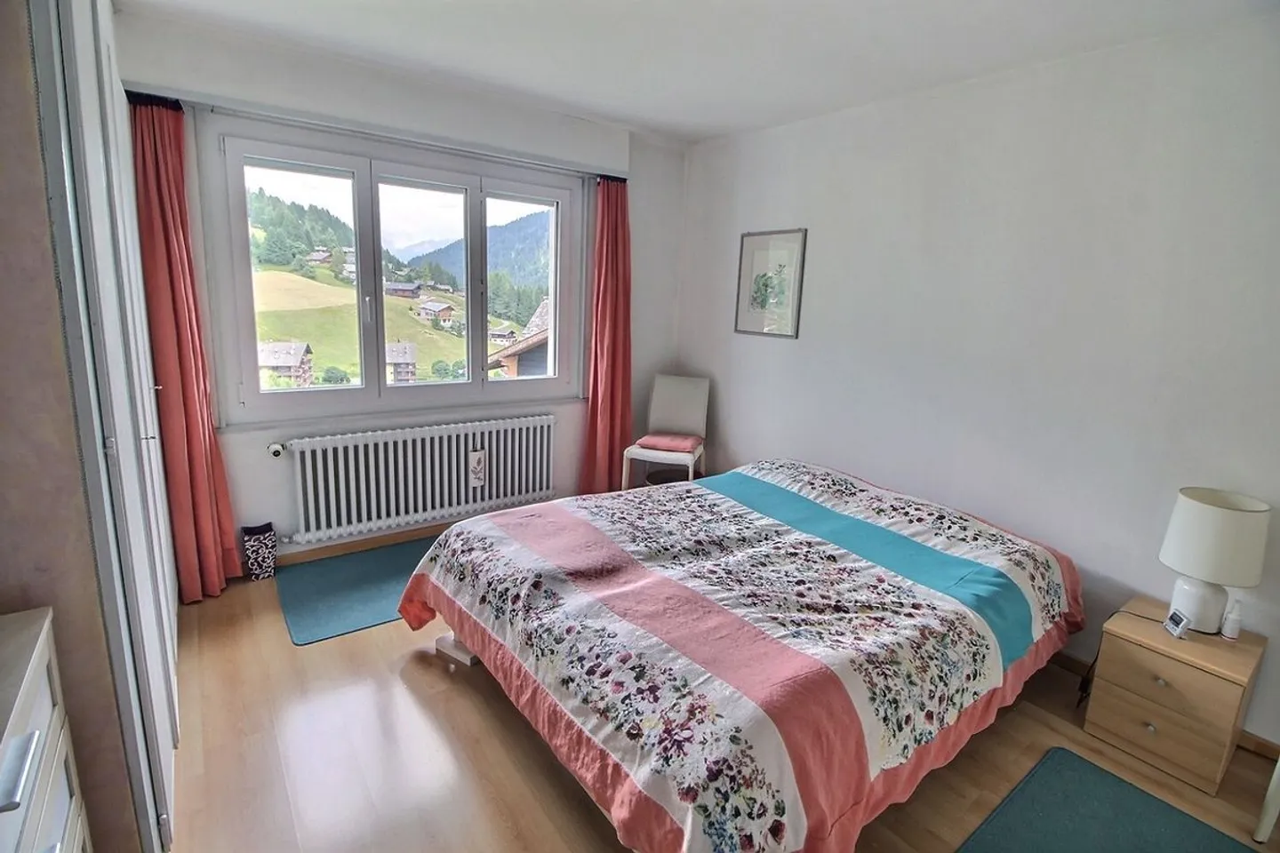 MAGNIFICENT 4.5-ROOM APARTMENT IN THE HEART OF MORGINS VILLAGE - Photo 8 of 11