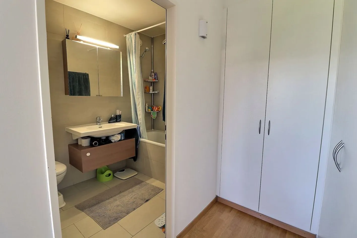 Magnificent 5-room apartment in La Châtelaine district - Photo 11 of 13