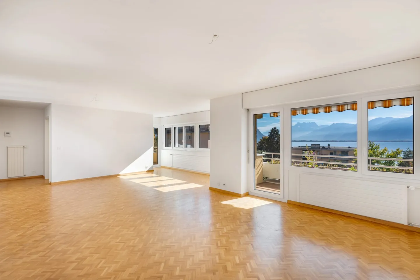 Helles 4,5-Zimmer-Apartment - Foto 4 von 12