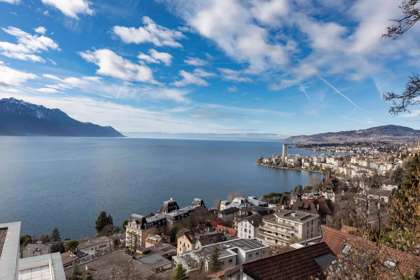 Superb 5.5-room duplex overlooking the Lake Geneva basin - Photo 1 of 13
