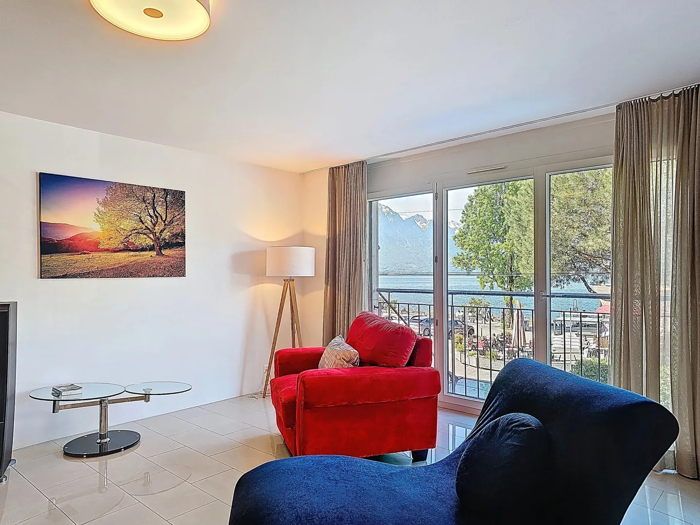 Beautiful 4.5-room apartment in downtown Montreux - Photo 3 of 13