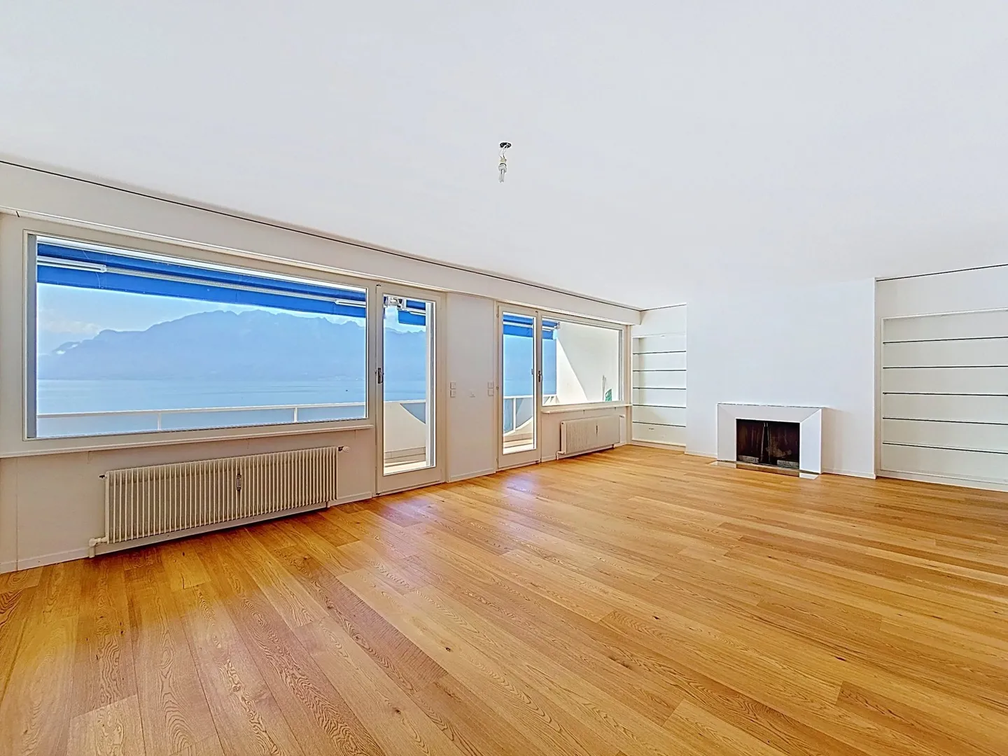Splendide appartement rénové avec place d'amarrage dans port privé - Photo 5 of 13