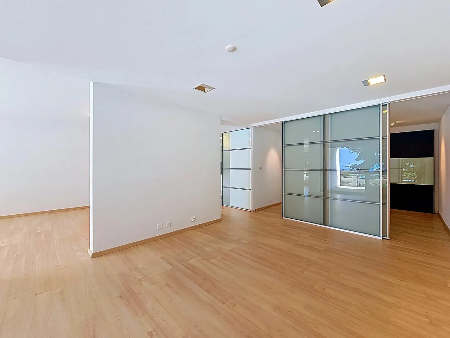 Superbe appartement sur les quais de Montreux - Photo 9 of 13
