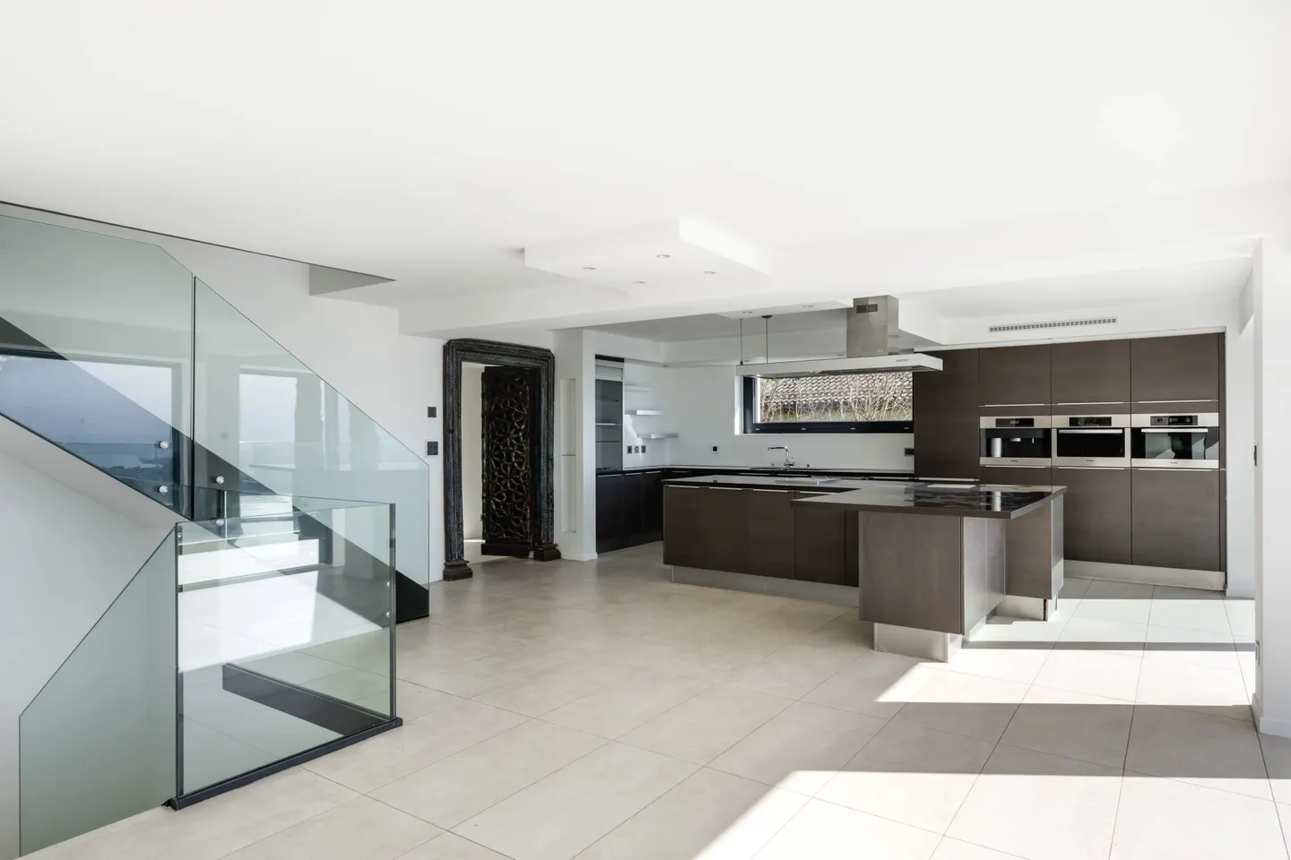 Propriété lumineuse avec piscine et vue panoramique - Foto 7 di 13