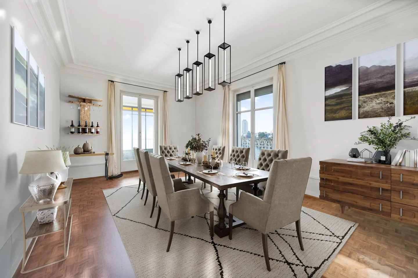 Superb apartment on the lake front - Photo 5 of 12