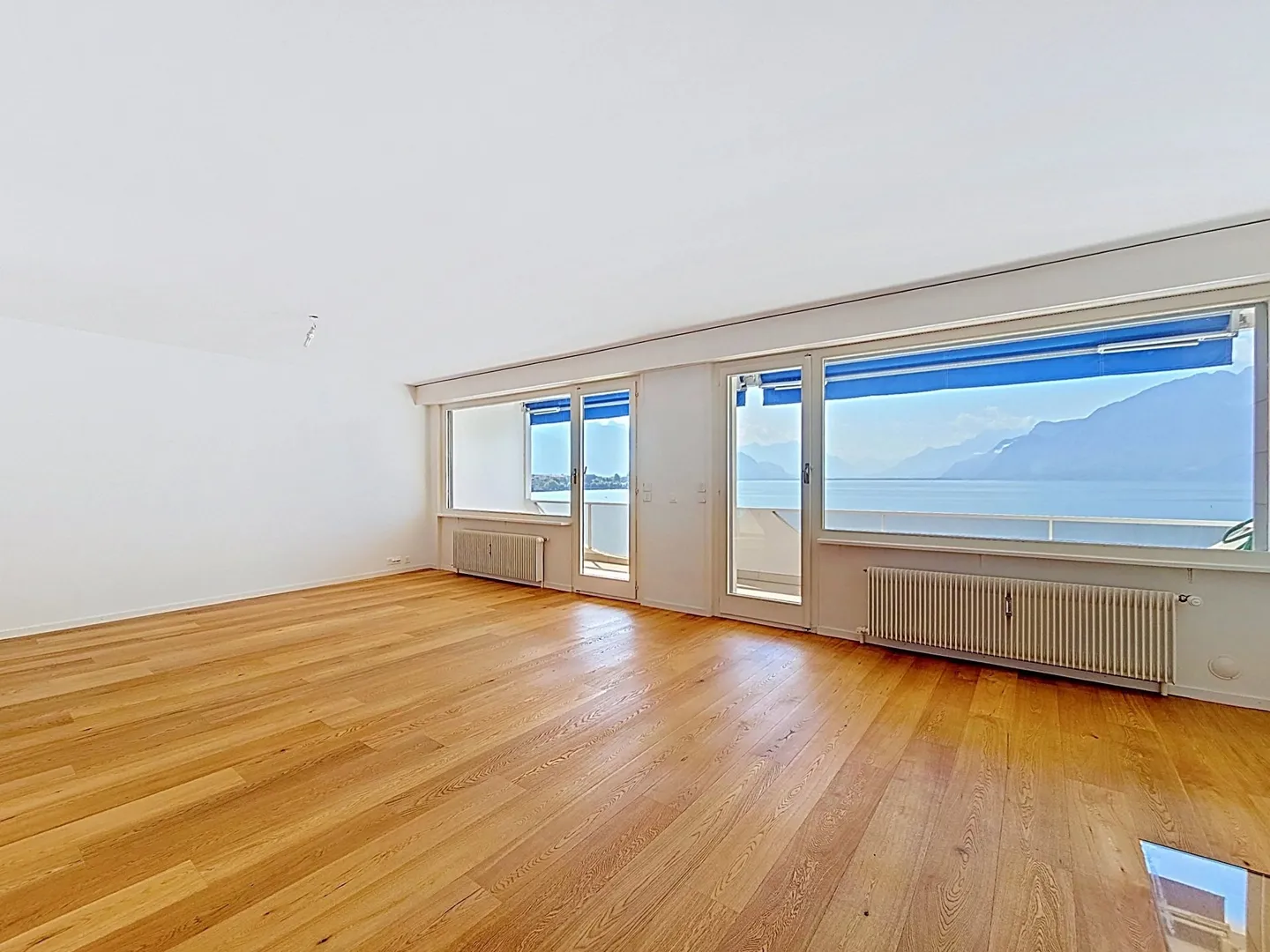 Splendide appartement rénové avec place d'amarrage dans port privé - Photo 6 of 13