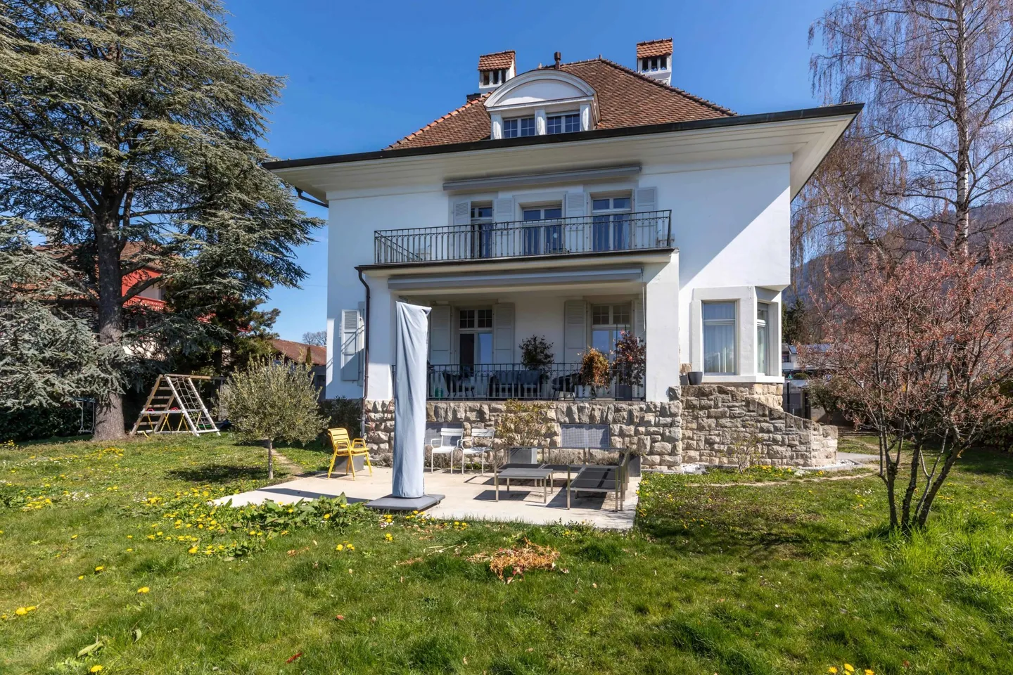 Magnifique villa avec vue sur le lac - Photo 1 sur 13