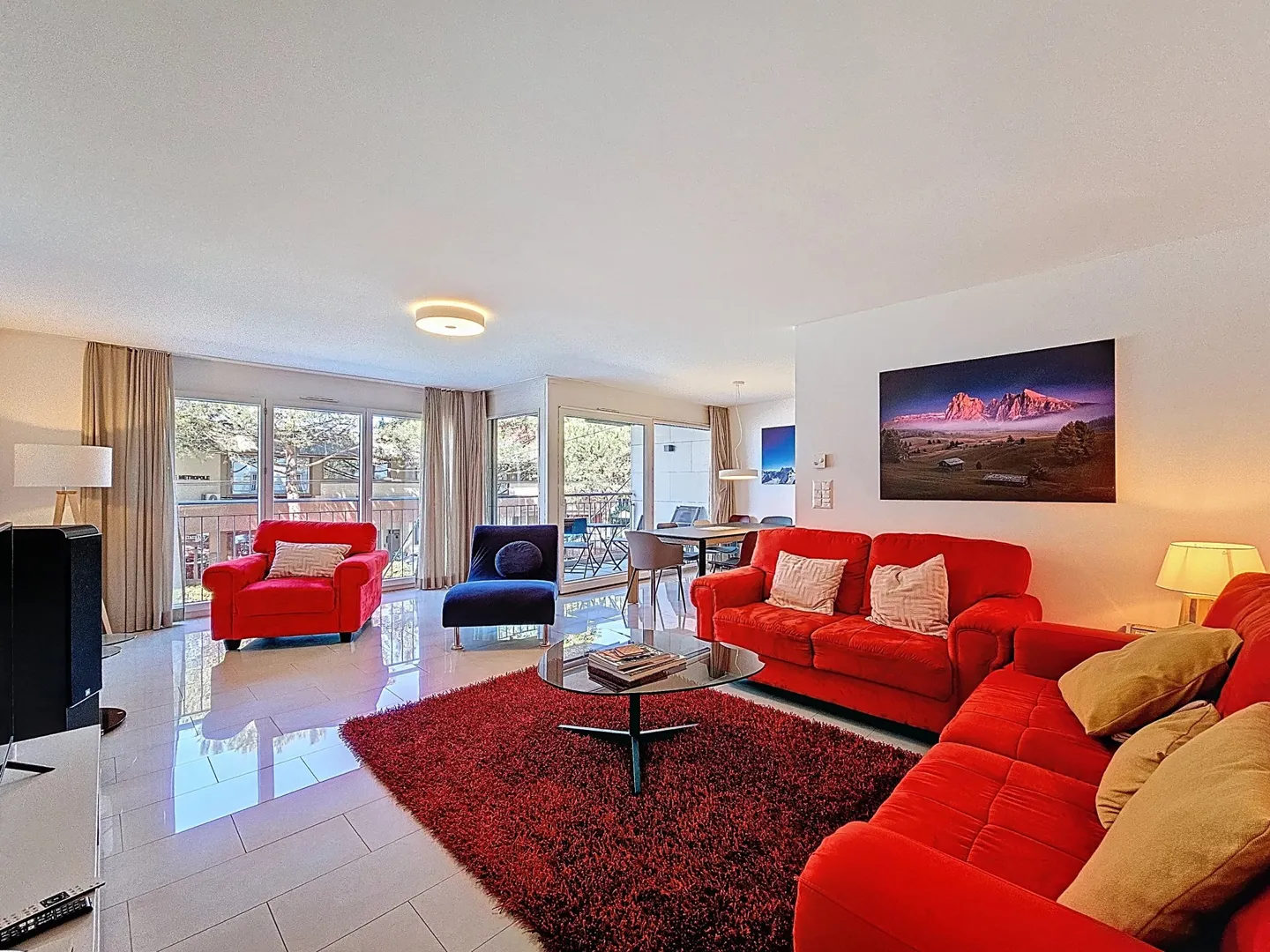 Beautiful 4.5-room apartment in downtown Montreux - Photo 2 of 13