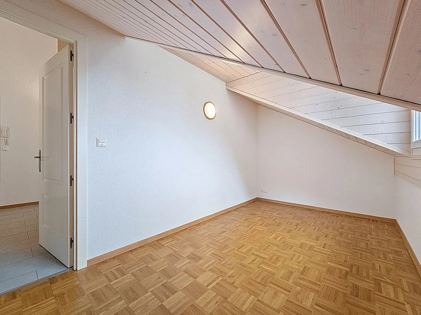 Appartamento di 3,5 locali in mansarda - Foto 9 di 10