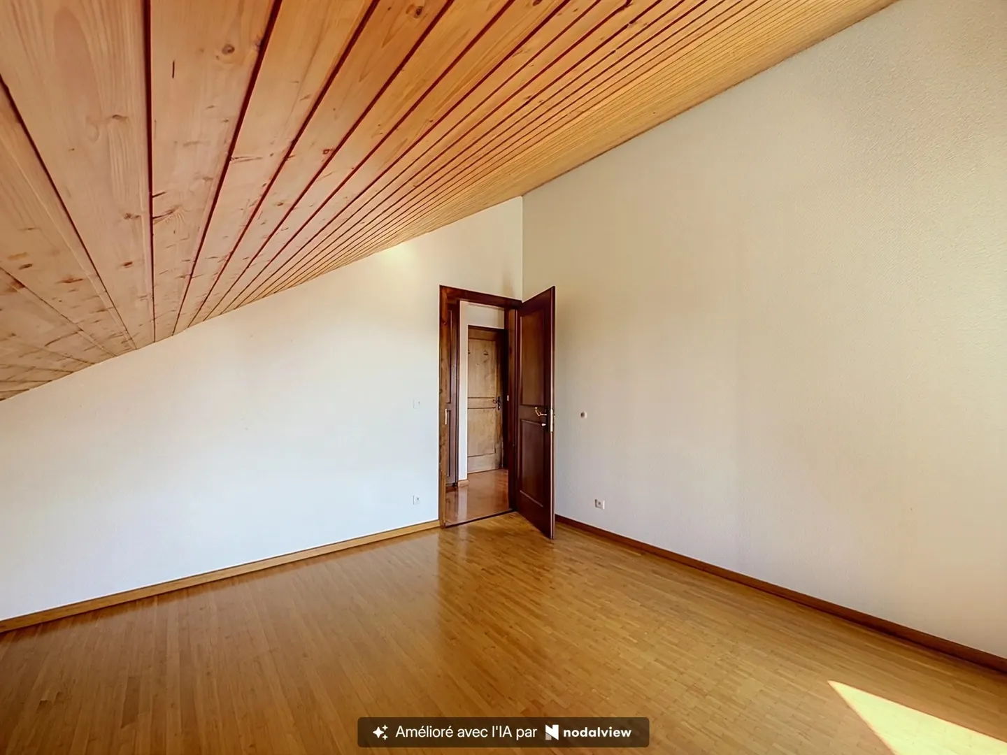 Bel appartement de 2 pièces avec magnifique vue - Foto 10 von 12
