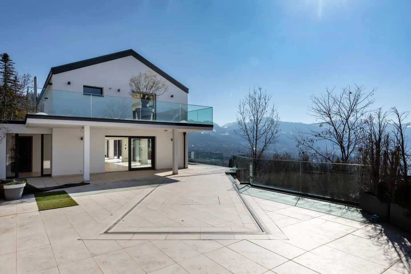 Propriété lumineuse avec piscine et vue panoramique - Foto 4 di 13