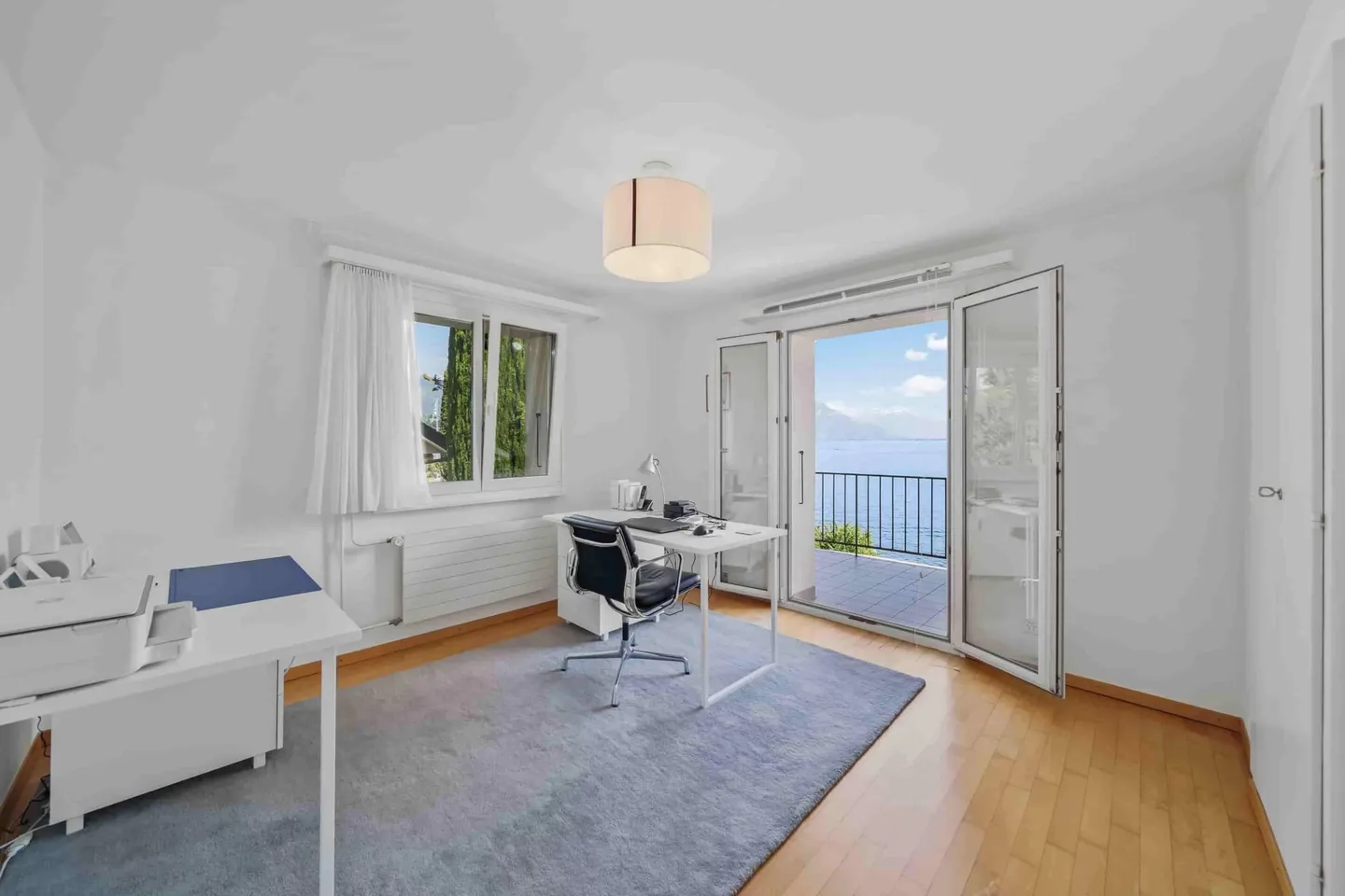 Vivre "les pieds dans l'eau" - Une propriété d'exception au bord du lac - Photo 12 sur 13