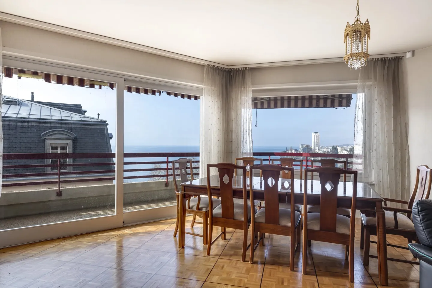 Spazioso appartamento di 176 m2 all'ultimo piano - Foto 5 di 12