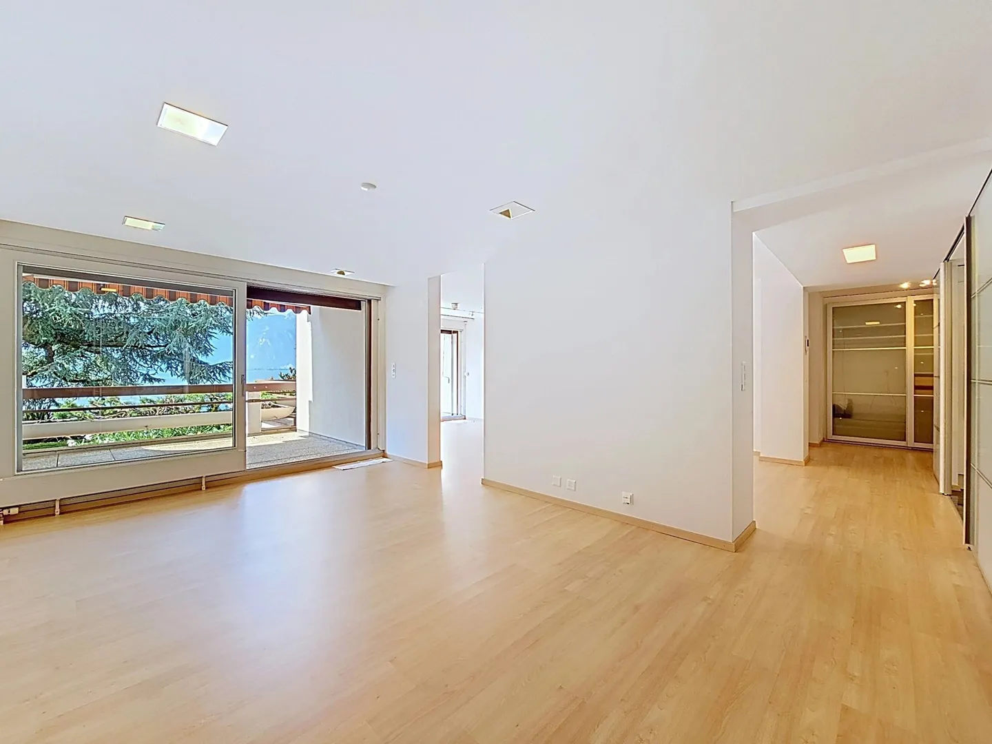 Superbe appartement sur les quais de Montreux - Photo 8 of 13