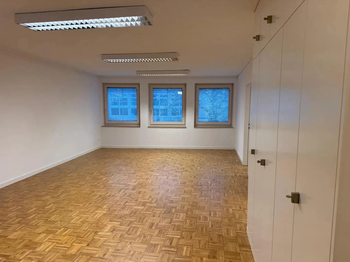 Helle 5-Zimmer-Bürofläche mit 140 m² im Zentrum von Winterthur - Photo 5 of 13