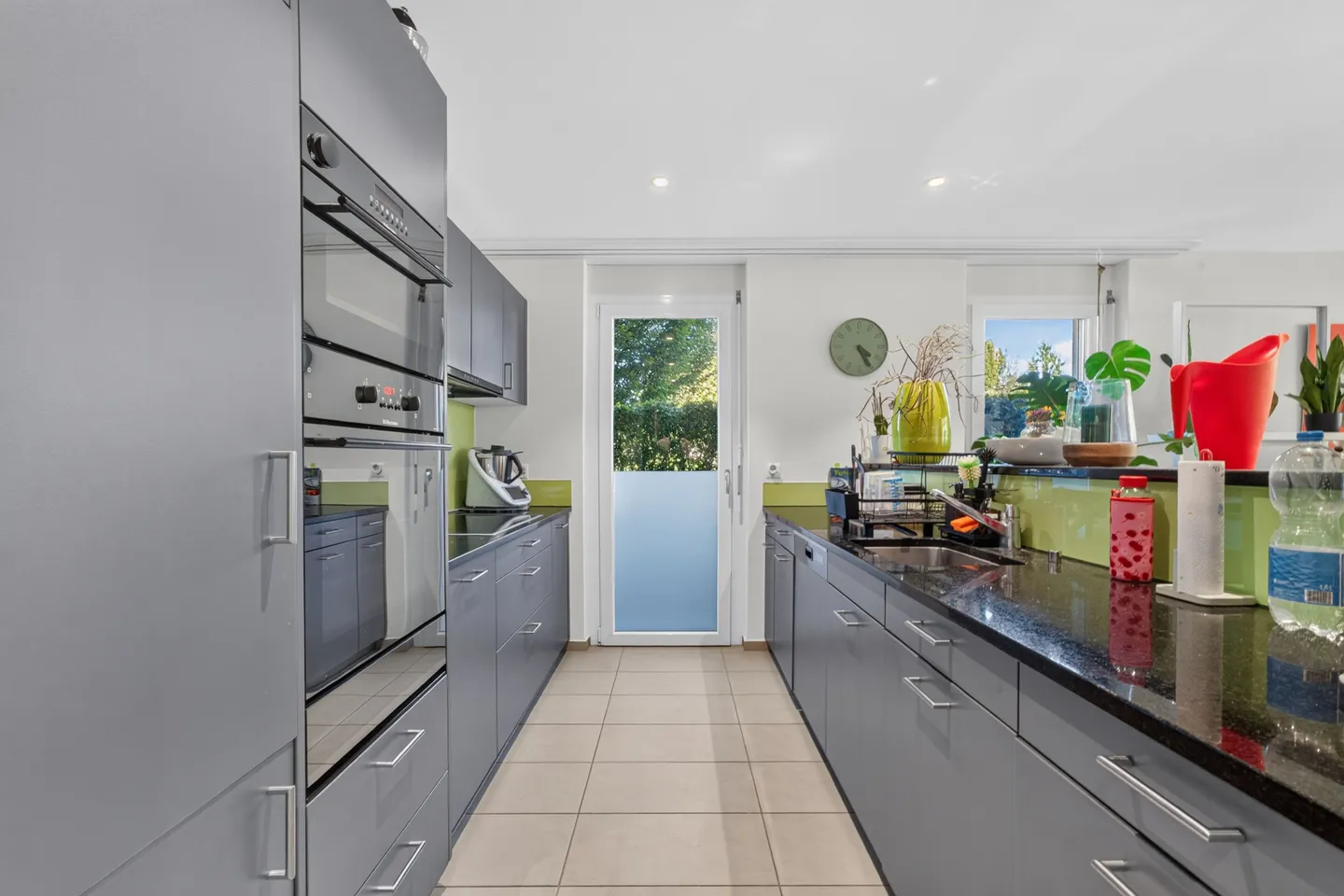 Spacious Garden Apartment - also an Attractive Investment - Photo 6 of 13