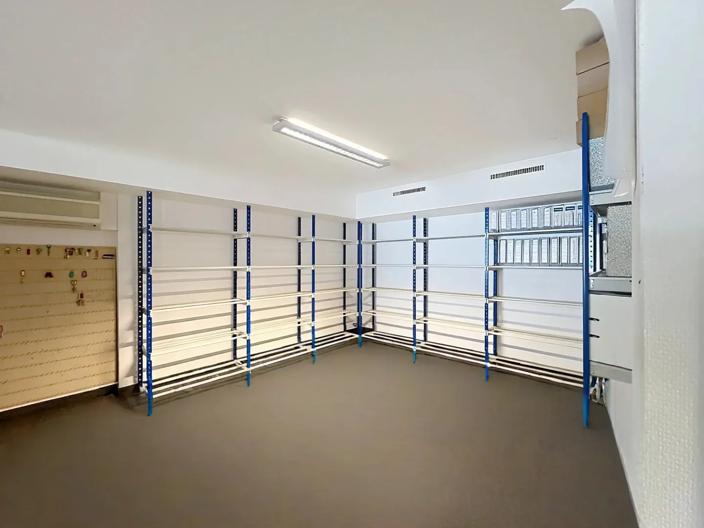 Prestigeträchtige Büros mit einem außergewöhnlichen Panoramablick - Foto 5 von 13
