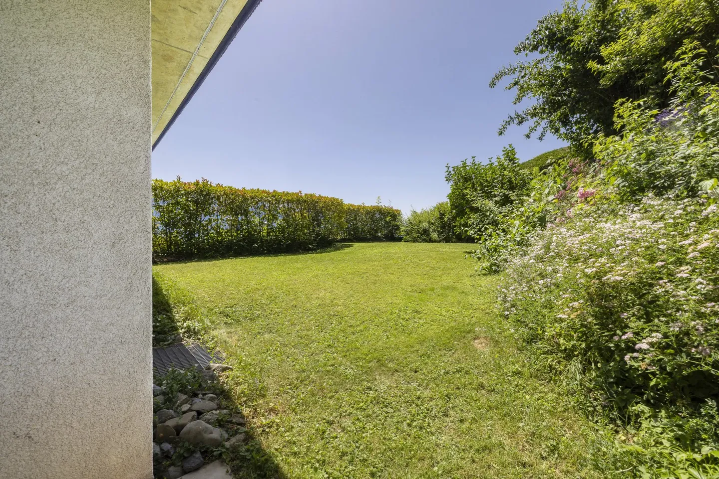 Superbe 4.5 pièces refait à neuf avec vue et jardin - Photo 11 sur 13